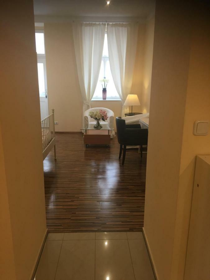St Martin Apartment Wenen Buitenkant foto