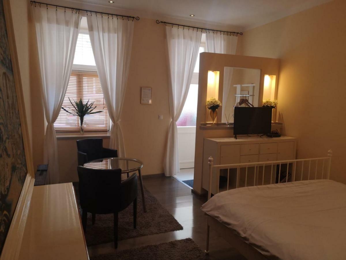 St Martin Apartment Wenen Buitenkant foto